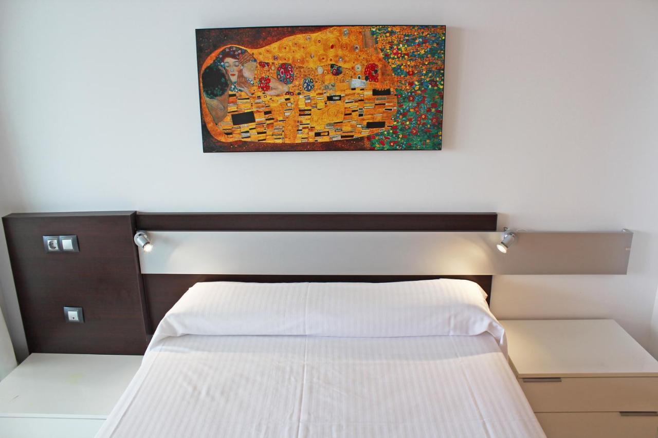 Highrise Apartment With Stunning Views From Private Balcony 85 Бенидорм Екстериор снимка