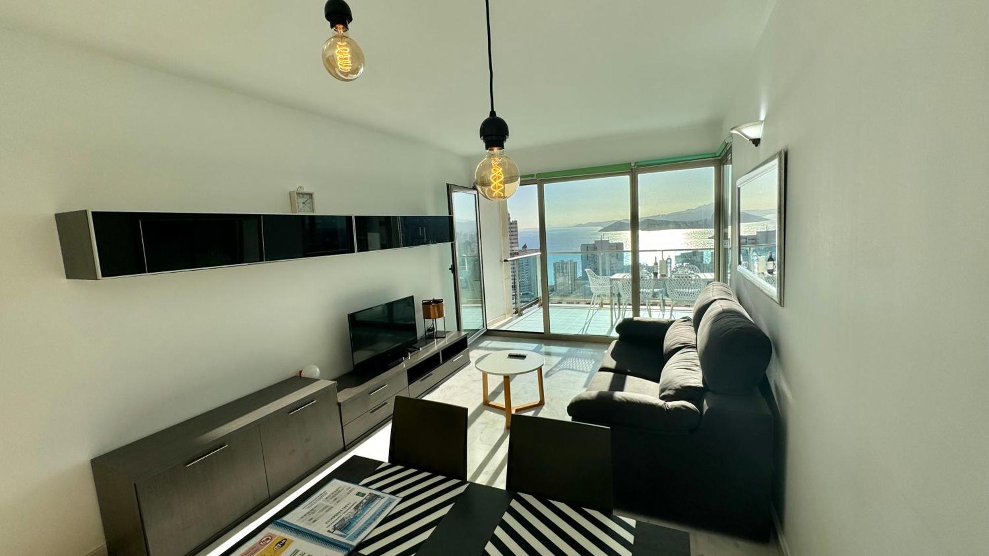 Highrise Apartment With Stunning Views From Private Balcony 85 Бенидорм Екстериор снимка